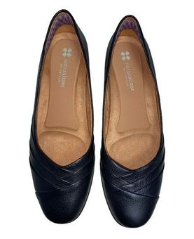 Naturalizer jaye store flat