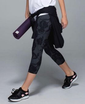 Lululemon Wunder Under Gray Crop Floral Leggings Size 2 - $59 - From Four