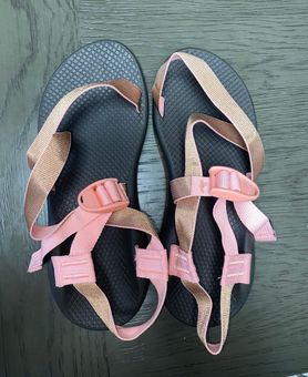 Chacos RARE ROSE GOLD Chaco Z Cloud 2 Sandal Pink Size 9