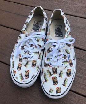 pineapple vans journeys