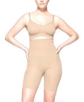 SKIMS New Everyday Seamless Sculpt High Waist Above the Knee Short