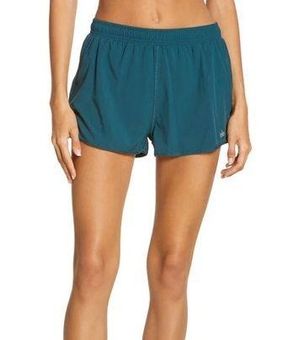 Alo Yoga Stride Shorts