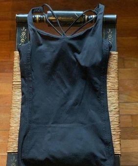 Lululemon tank top with built in bra, size 6. - $22 - From Anna