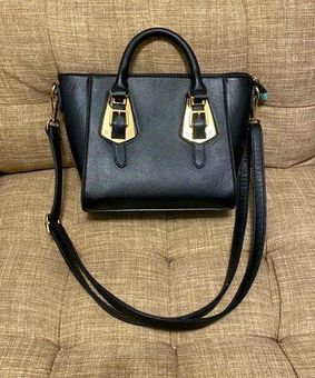 EUC Black and Gold purse with tassel *unbranded* - $41 - From Sustainable