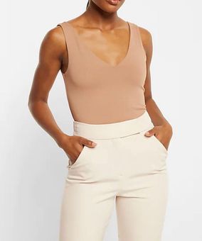 EXPRESS Body Contour High Compression Matte Double V-Neck