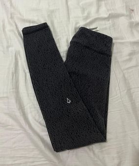 Heathered black ivivva leggings!