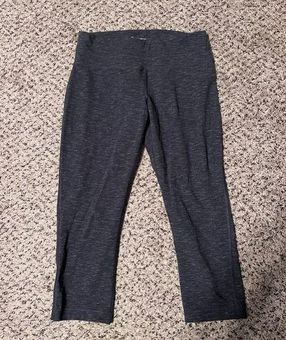 Tek Gear Dry TEK Active Capris Black/Gray Size Medium Gray - $15 - From  Rebecca