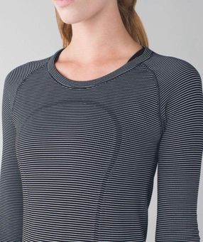 Lululemon Swiftly Tech Long Sleeve Crew