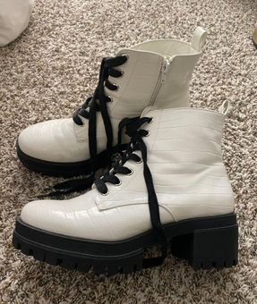 Forever 21 hot sale platform boots