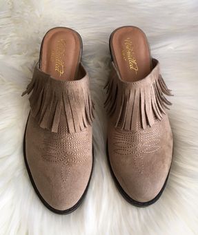 ariat fringe booties
