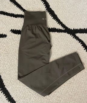 New NVGTN Olive Solid Seamless Leggings Small