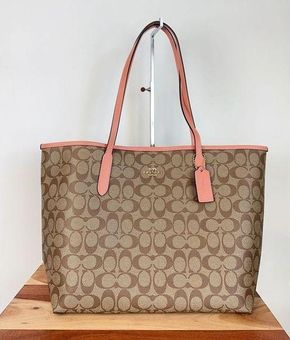 NWT Coach City Tote In Signature Canvas