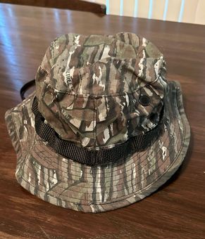 Real tree sz 7 3/4 camo bucket hat - $12 (69% Off Retail) - From