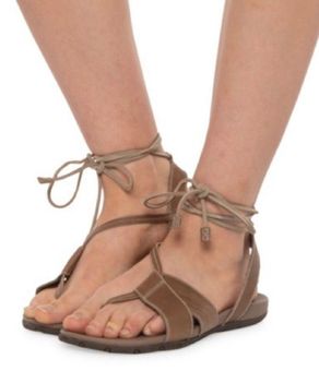 Chaco sage brown leather tie up gladiator sandals 8 77 35 Off