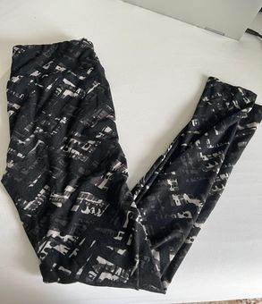 LuLaRoe Leggings One Size Multiple - $12 - From Kayelynn