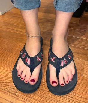 Vineyard vines boston red sox flip flops + FREE SHIPPING