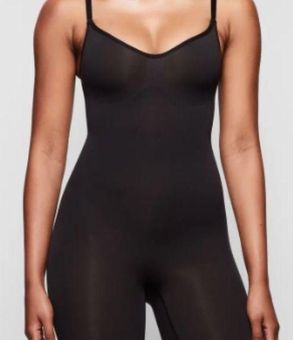 SKIMS Sculpting Bodysuit Mid Thigh Size XS - $57 - From Marissa