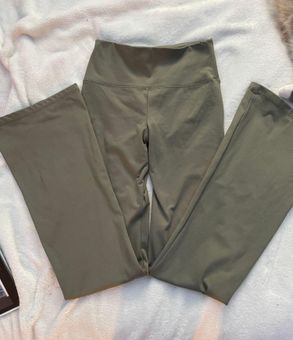 Green American eagle pocket leggings