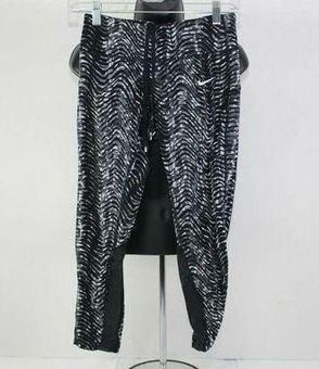 Nike ladies DRI-FIT leggings size S - $13 - From Anita