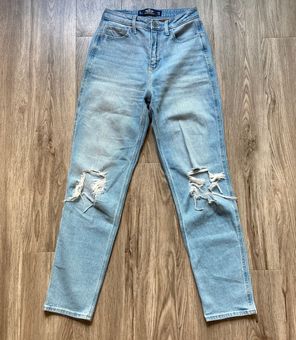 Hollister straight leg jeans in mid wash