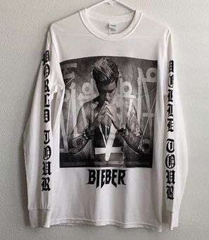 Gildan Justin Bieber World Tour Concert Long Sleeve - $32 (73% Off Retail) - From Jazzy