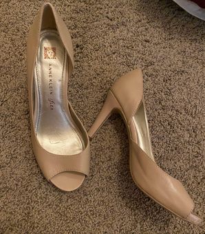 Anne Klein Nude Heels Tan Size 8.5 