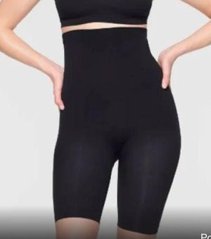 SKIMS high waisted knee length seamless sculpt shorts shapewear Size  undefined - $60 New With Tags - From Stephanie