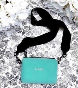 Chanel Cosmetic Makeup Bag/Pouch to Crossbody Bag