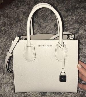 RZY BAGS - Michael Kors Mini Pochette - 4900 ETA end of July