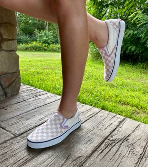 Van top pink checkered