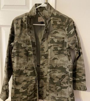 universal thread camo jacket