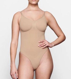 SKIMS NWOT Sculpting Thong Bodysuit new Shapewear XXS/XS Size undefined -  $58 - From Cutie