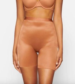 SKIMS Barely There Low Back Short XS Brown - $35 - From Marissa