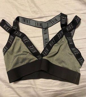 NIKE CRISS CROSS SPORTS BRA