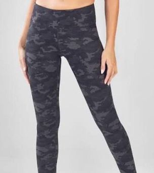 Fabletics Power-hold Black Green Camo 25 in Leggings Size XXS - $25 - From  Angela