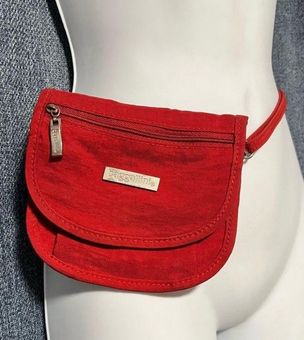 Baggallini 2-in-1 Convertible Belt Bag