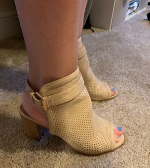 Charlotte Russe Charolette Rouse Heels 
