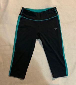 Under Armour All Season Gear Fitted Capris Black - $19 (62% Off Retail) -  From Nicole