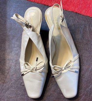 Liz Baker size 6.5 cream low heel shoes - $9 - From Michelle