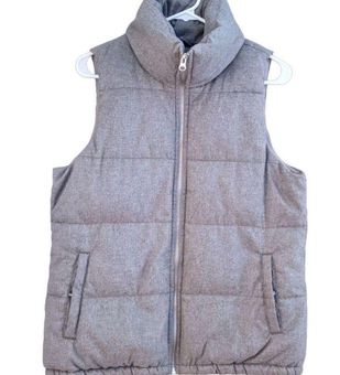 Old Navy Fleece Lined Puffer Vest Womens Medium Gray Quilted Outdoor Layer  - $10 - From Ashlen