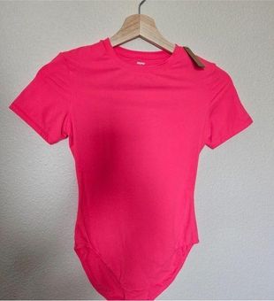 NEW Skims Fits Everybody Ultra Pink Crew Neck T-Shirt Bodysuit Size Small