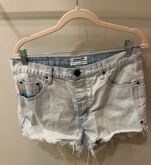 One Teaspoon shorts  size 28 – the thrift store