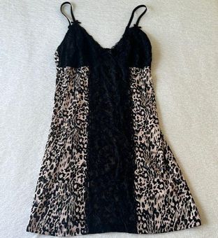 Marilyn Monroe Intimates Leopard Print and Black Lace Nightgown