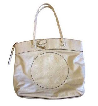 Coach Logo-Embossed Leather Tote Bag