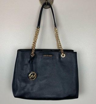 Michael Kors Teagan Large Pebbled Leather Shoulder Bag in Black