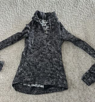 Lululemon running sweatshirt Black Size 2 - $36 (53% Off Retail) - From  Keely