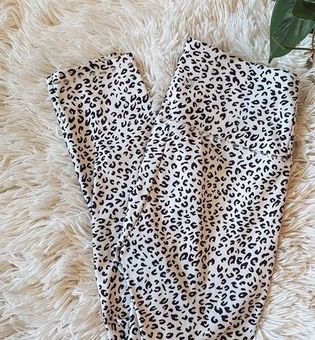 Balance Collection White Leopard Active Small Leggings - $6 - From Savannah