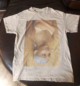 Hot Topic Ariana Grande Sweetener Album 