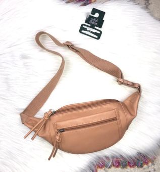 wild fable fanny pack