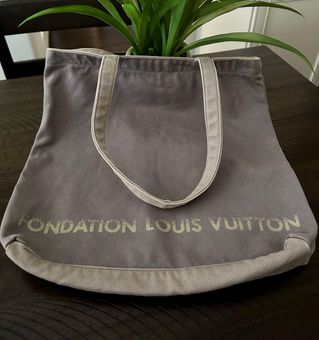 Louis Vuitton Fondation Museum Cotton Tote Bag Gray Rare